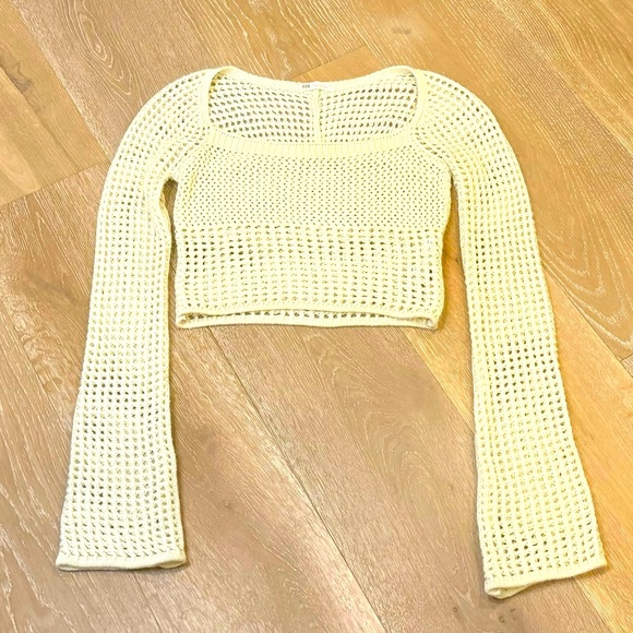 Strativarius Cropped Sweater Small - Picture 1 of 7